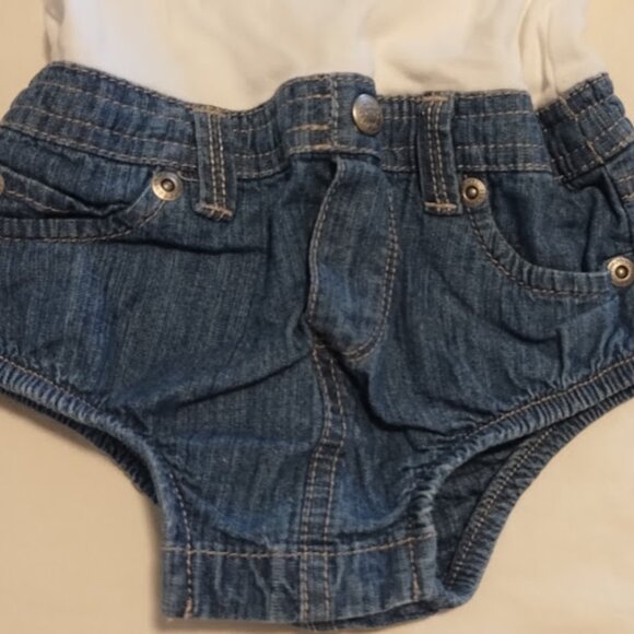 EUC Baby Gap Denim Cotton Soft One Piece 3-6 Months Girls Jean Shorts Blouse - Picture 4 of 9